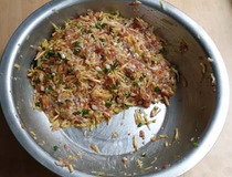 南瓜馅饼做法 黄金南瓜馅饼香脆软糯做法介绍